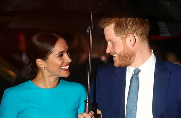 Meghan Y Harry Tienen Listo El Libro Con Su Historia Oficial Y Real