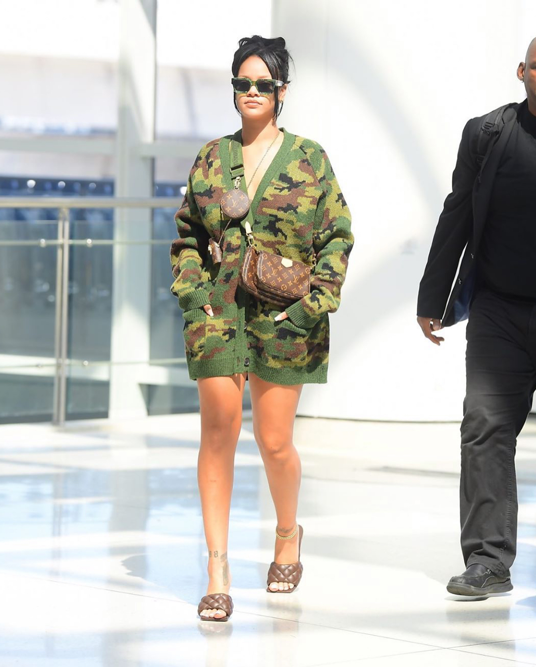 Louis Vuitton: la nuova borsa indossata da Rihanna e Gigi Hadid