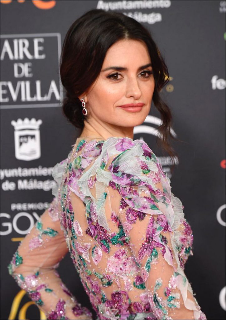 Penélope Cruz Cambió Su Look Y Fue La Mejor Vestida De Los Premios Goya 2020 Para Ti 1323