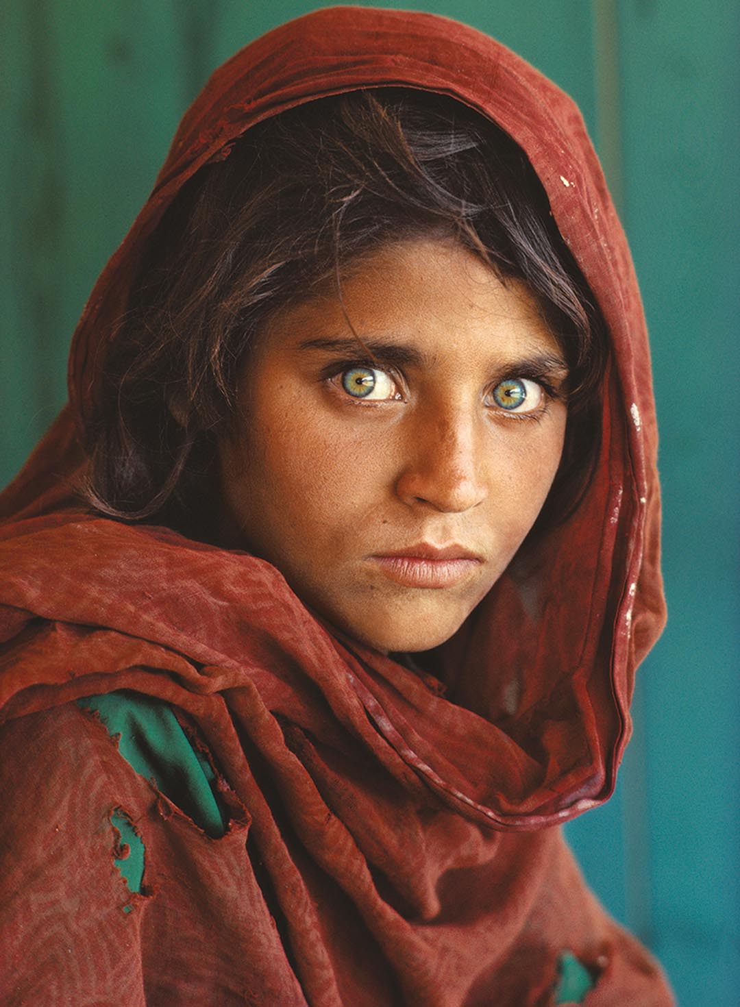 Llega La Niña Afgana La Estrella De Una Muestra De Fotos Que Retrata Mujeres Del Mundo Para Ti 