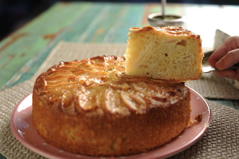 Receta De Tarta Húmeda De Manzana De Jimena Monteverde – Para Ti