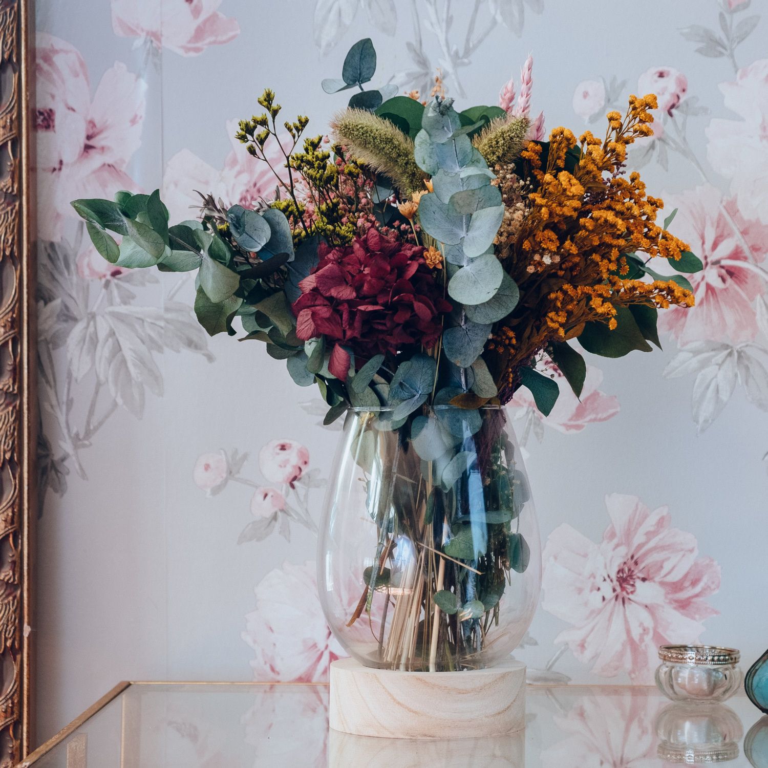 Flores preservadas o flores secas? Elígelas para decorar tu casa