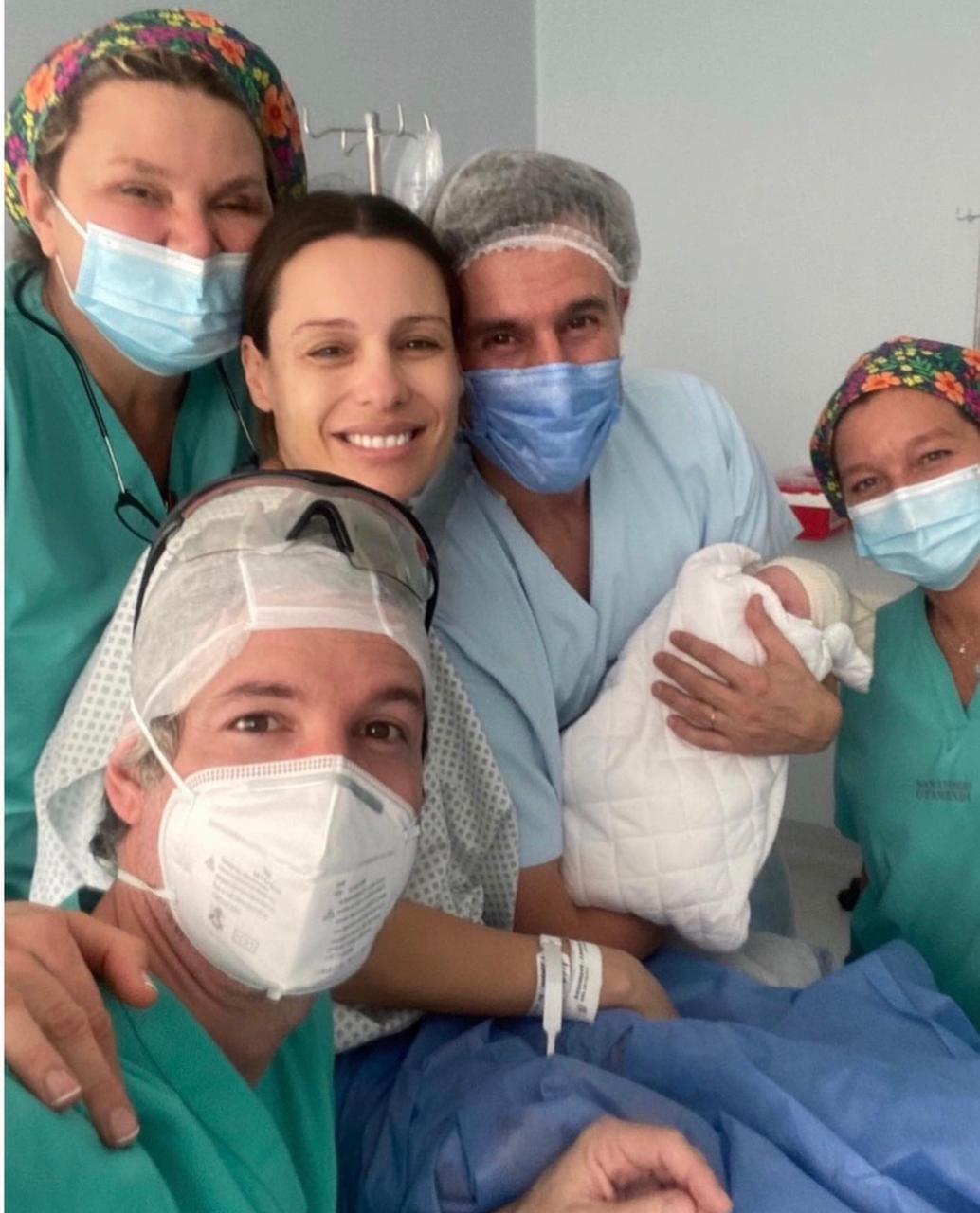 El Primer Posteo De Pampita Con Ana La Hija Que Tuvo Con Roberto García Moritan Revista Para Ti