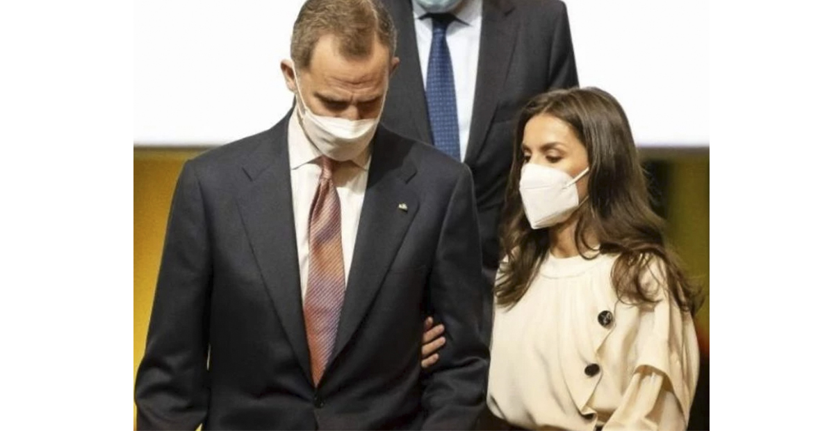 El Gesto De La Reina Letizia Con El Rey Felipe Con El Que Rompieron El Protocolo Revista Para Ti