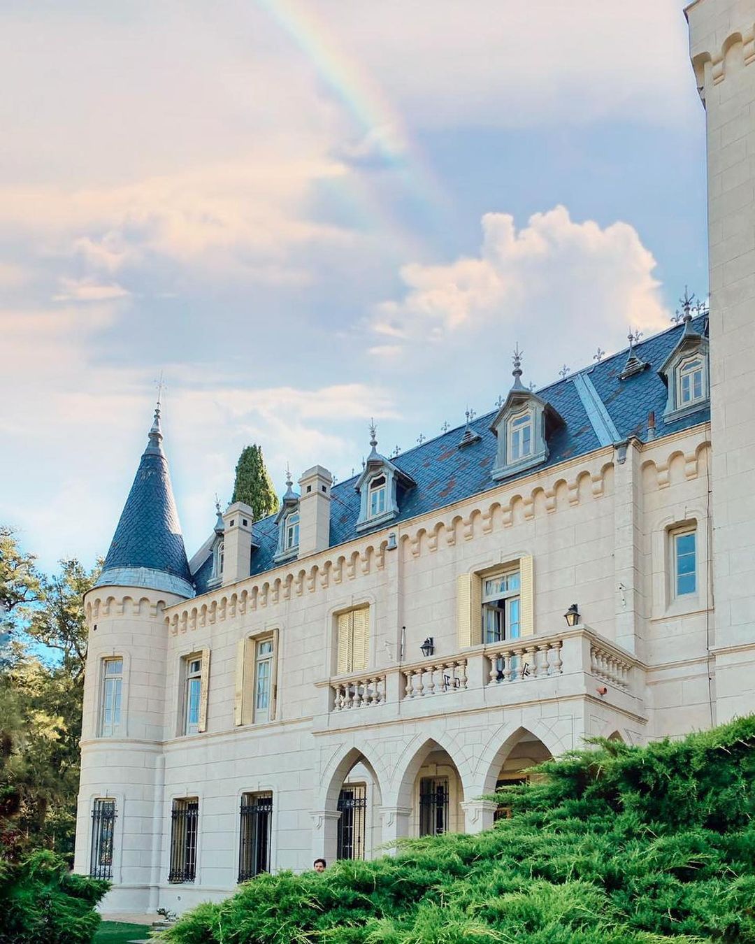 La Candelaria, un Castillo de inspiración francesa en medio de la Pampa  Argentina – Revista Para Ti