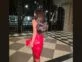 El look total red de Zaira Nara