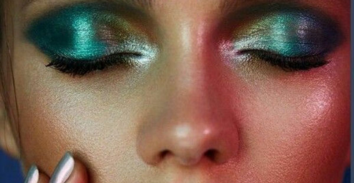 Make up en verde: la tendencia que potencia los ojos marrones – Revista Para  Ti