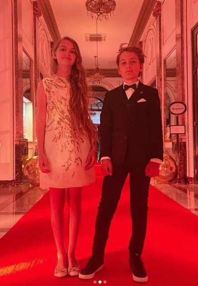 Los Looks Súper Glamorosos De Isabella Y Paul Goycochea, Los Hijos De ...