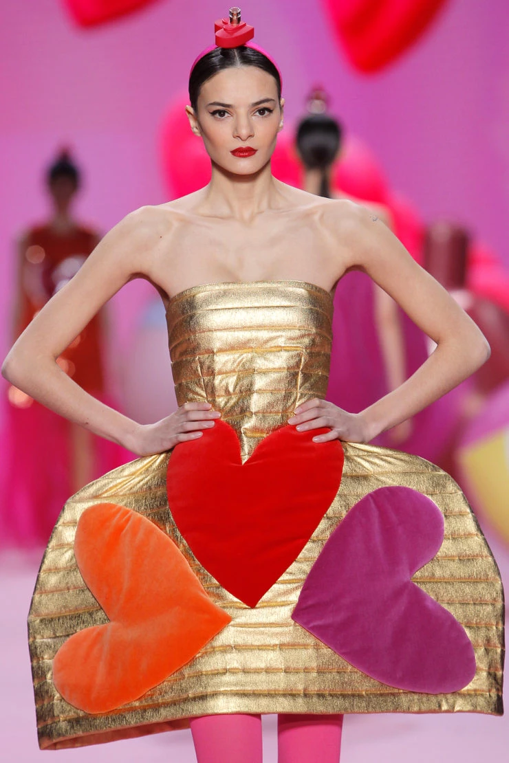 Agatha Ruiz de la Prada llenó de colores las pasarelas de la Semana de la  Moda de Madrid – Revista Para Ti