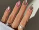 Uñas crystal cat eye, la manicura que es tendencia