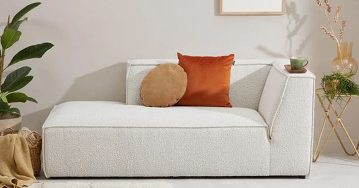 Claves para decorar con sofás de piel, la tendencia del momento - MIV  INTERIORES