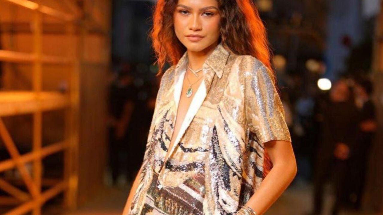 Zendaya impactó con un look animal print en el desfile de Louis