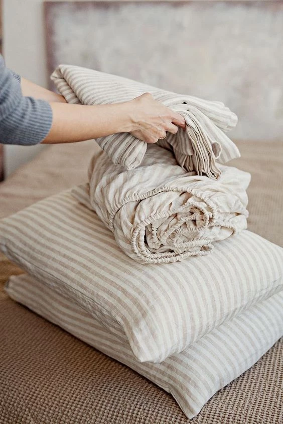 Cómo doblar las sábanas tú sola paso a paso