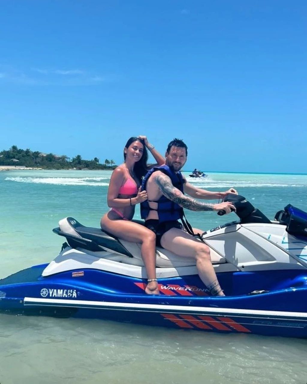 Leo Messi disfruta de paradisíacas vacaciones en Bahamas junto a