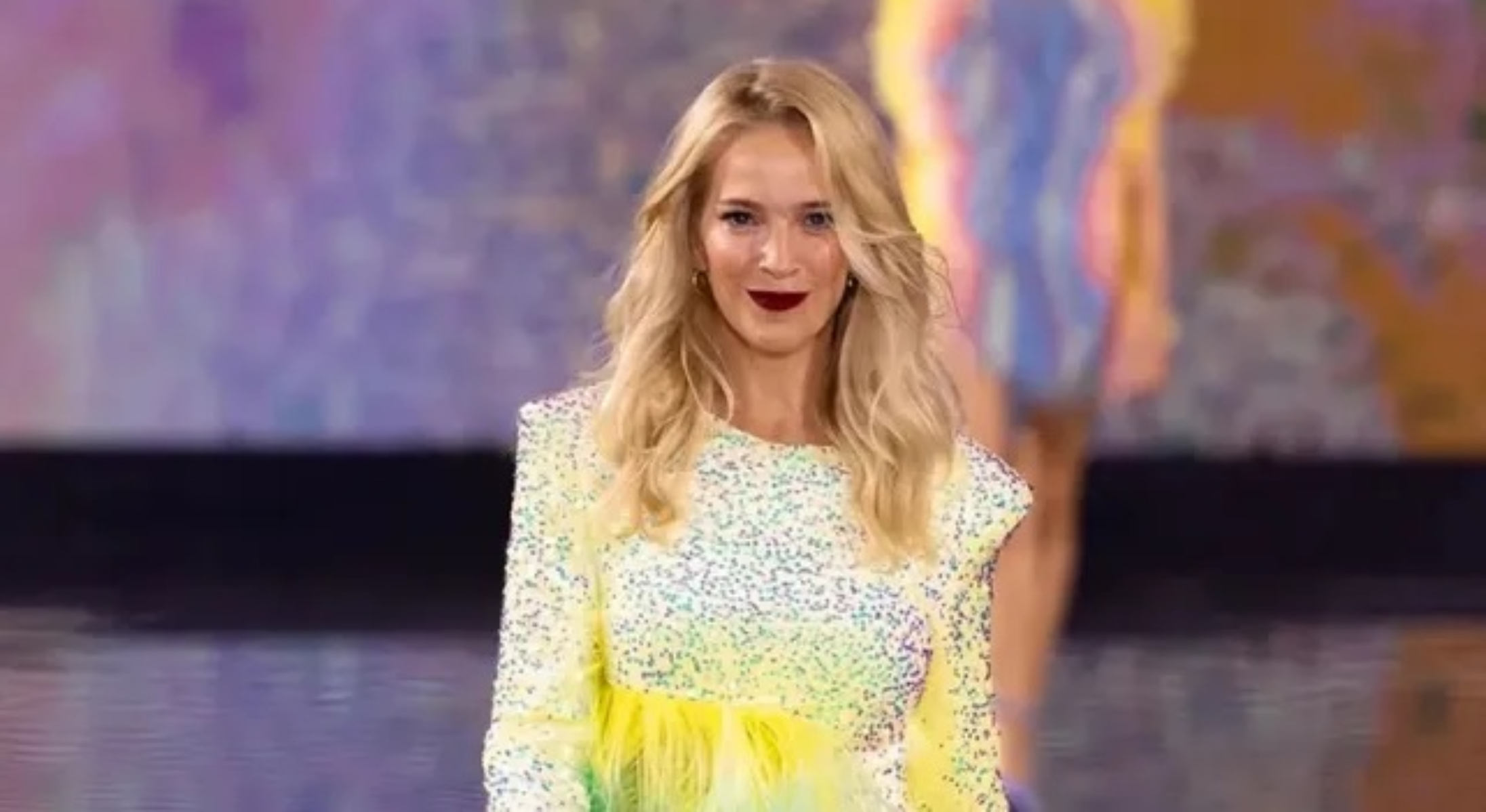 Así desfiló Luisana Lopilato en la semana de la moda en París - Revista  Para Ti