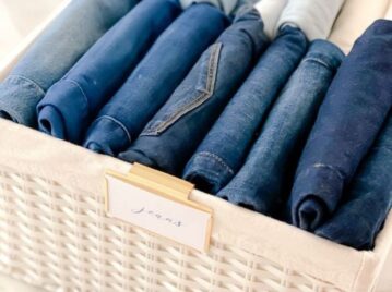 Así es el método de Marie Kondo para doblar los jeans y ahorrar más espacio