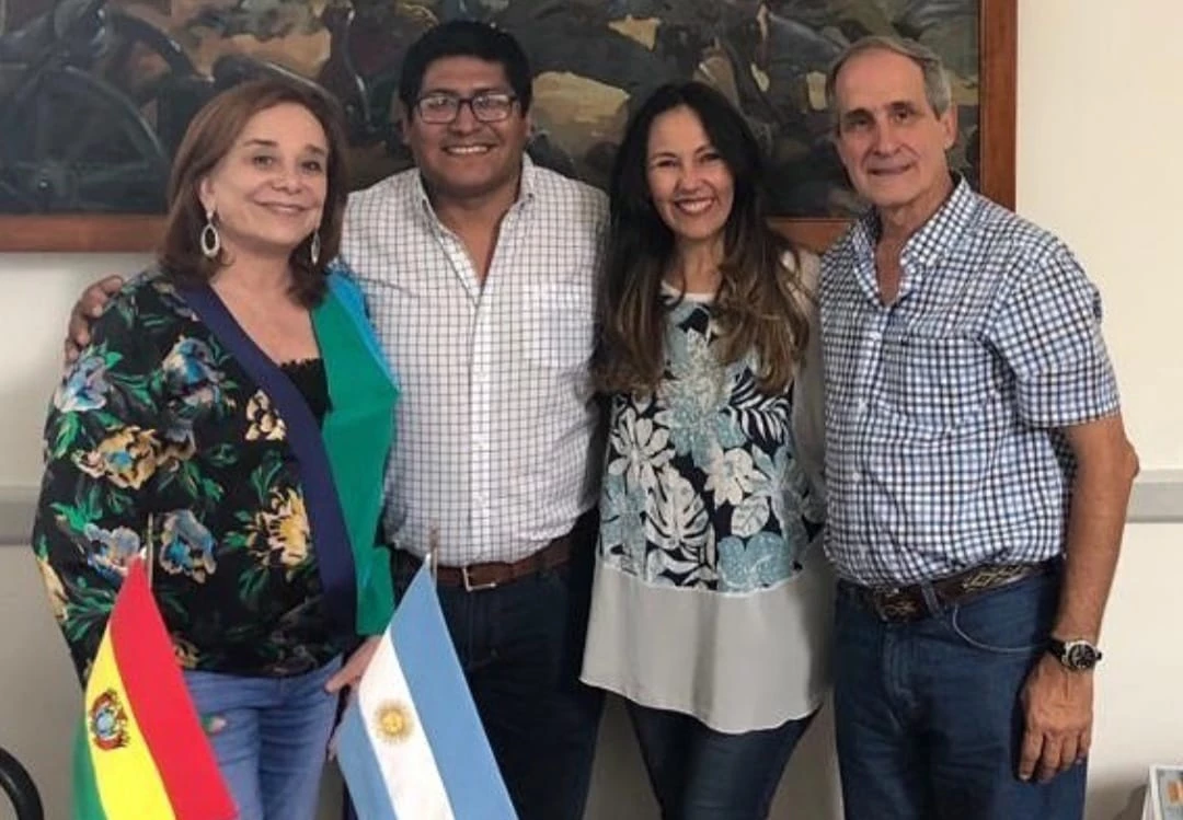 Con La Embajadora de COBINABE María Cristina Guzmán, Vigmar Vargas y Pablo Frere Secretario Ejecutivo de Redes Chaco en Tarija Bolivia.