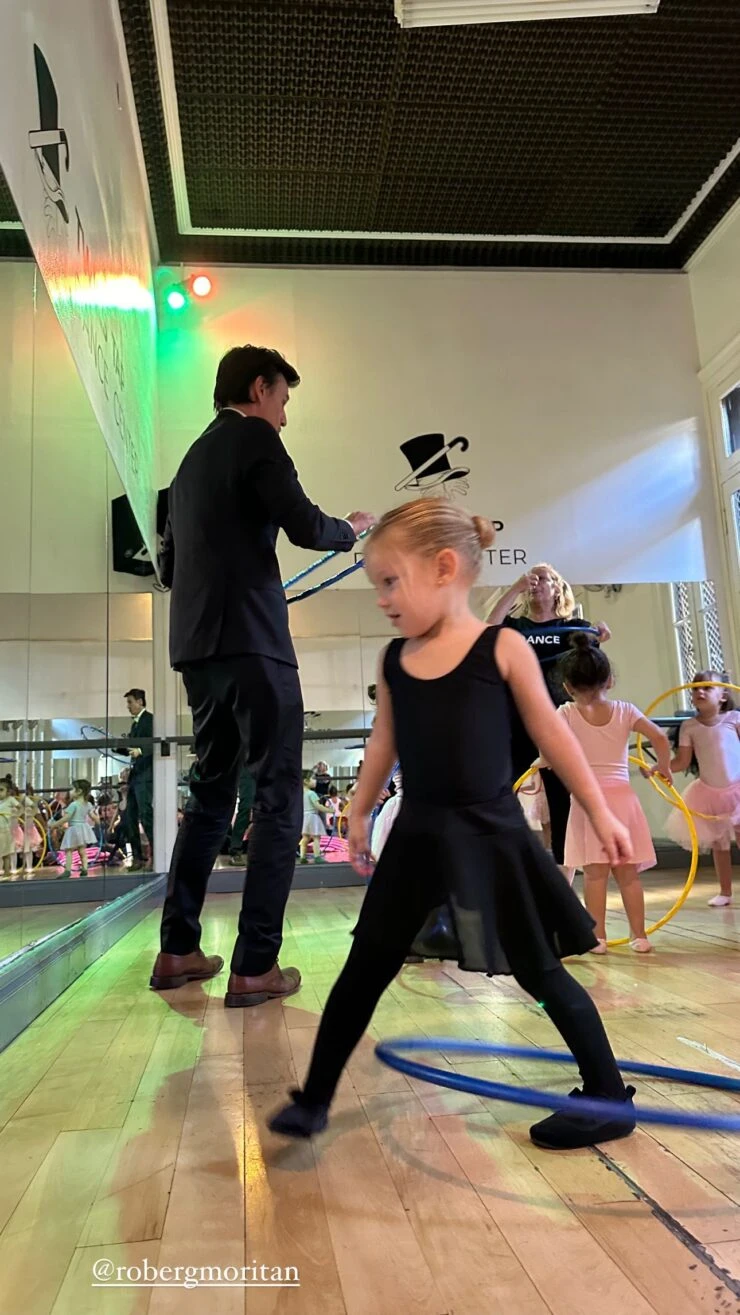 Las adorables fotos de Ana García Moritán tomando clases de ballet: con  tutú y zapatillas de danzas - Revista Para Ti