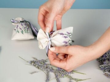 Paso a paso: cómo hacer bolsitas aromáticas de lavanda para poner en el placard