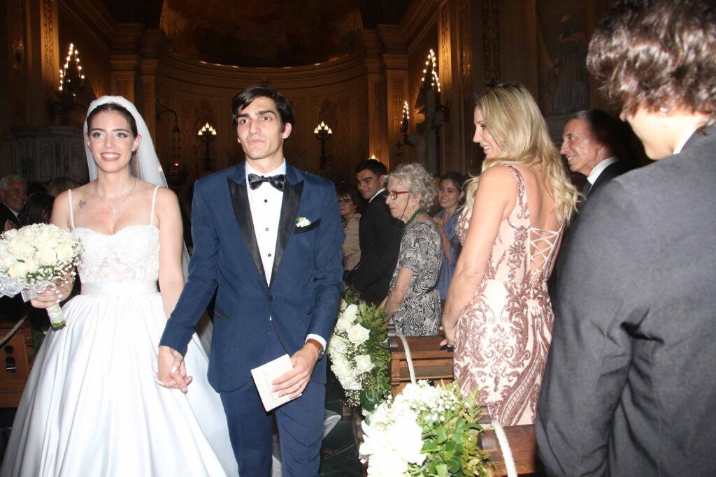 Las fotos del casamiento por iglesia de Macarena Fort y Tiago Demársico. Foto Movilpress