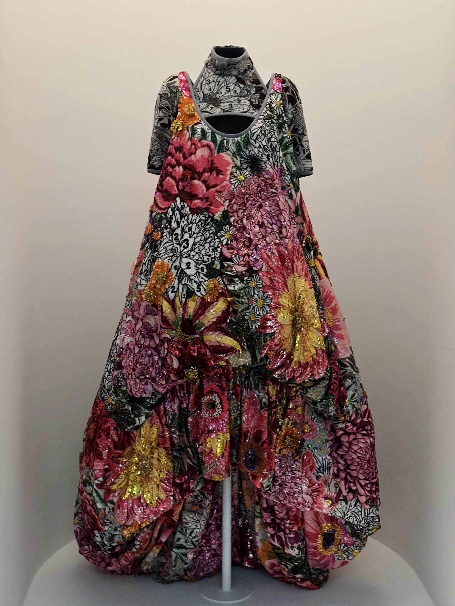 MAry Katrantzou, primavera 2018