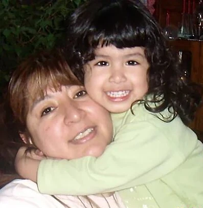 Sofía Herrera con su mamá.