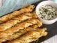 Cómo hacer palitos de queso y orégano: la receta ideal para las picadas