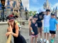 Las fotos de Antonela Roccuzzo junto a sus hijos disfrutando en los parques de Disney