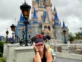 Las fotos de Antonela Roccuzzo junto a sus hijos disfrutando en los parques de Disney