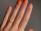 Orange nails: el color de uñas que marca tendencia en el street style