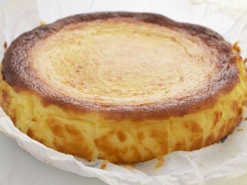 La receta de la torta de queso y yogur, el postre que nunca falla