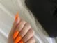 Orange nails: el color de uñas que marca tendencia en el street style