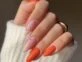 Orange nails: el color de uñas que marca tendencia en el street style