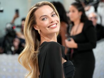 Margot Robbie espera su primer hijo y ya mostró su pancita de embarazada