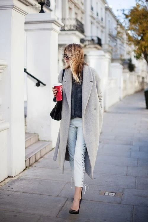 5 looks para la semana con tapado gris