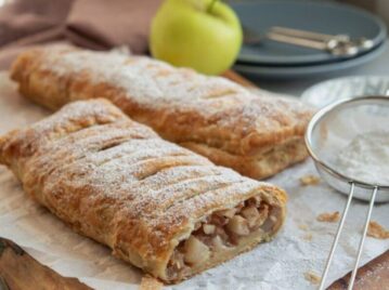 Strudel de manzana: la clásica receta del postre que nació en el desaparecido imperio austrohúngaro