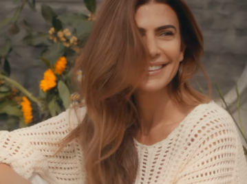 Juliana Awada presentó los básicos de su cápsula para la firma Awada