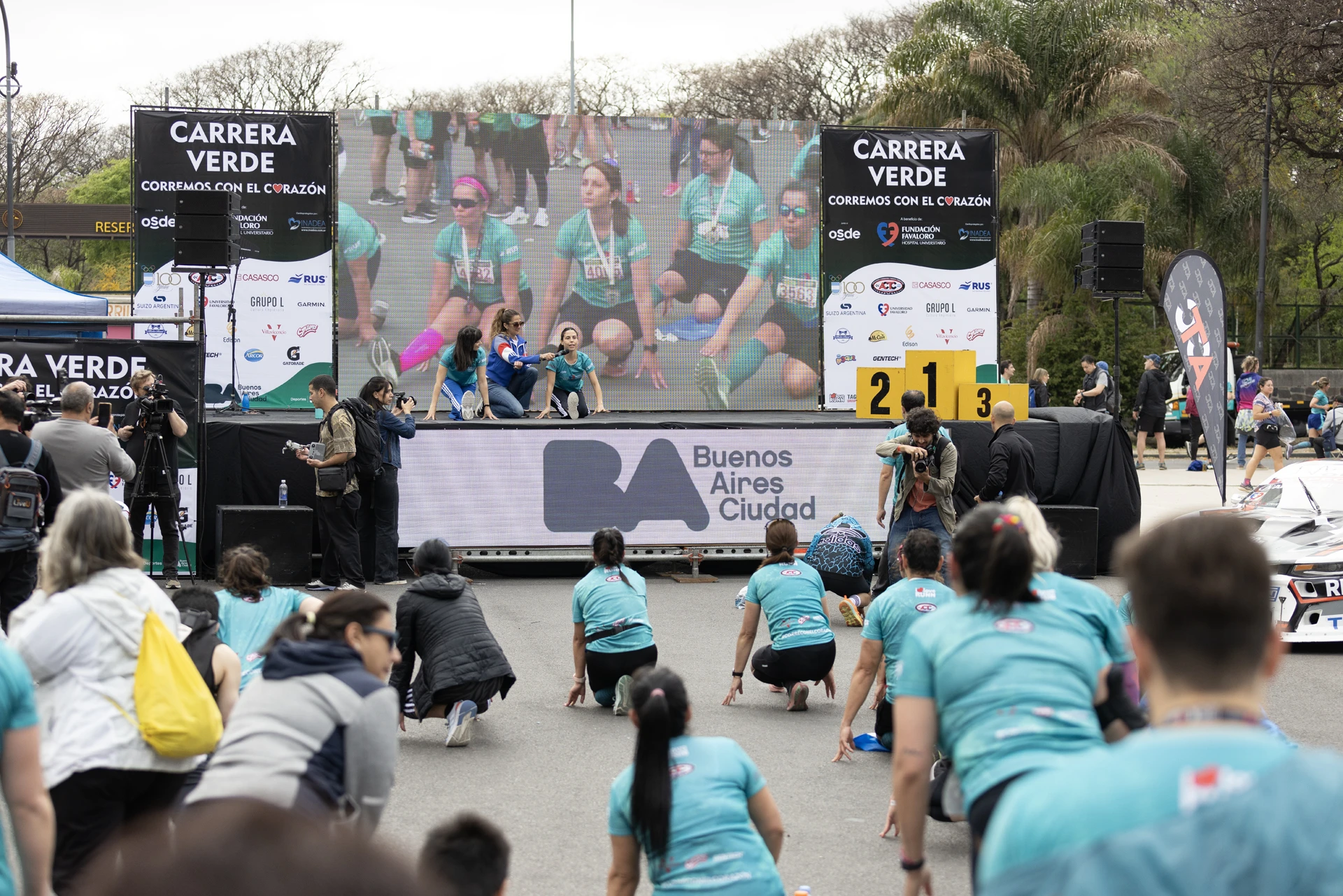 Después de la Carrera Verde, los participantes se relajaron con una vuelta a la calma guiada por Florencia Prada.