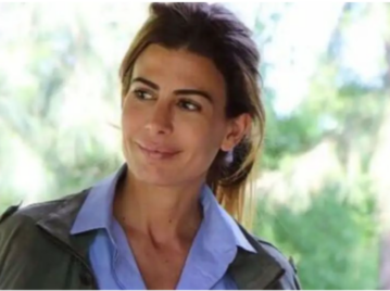 El look chic de Juliana Awada para un encuentro con amigas