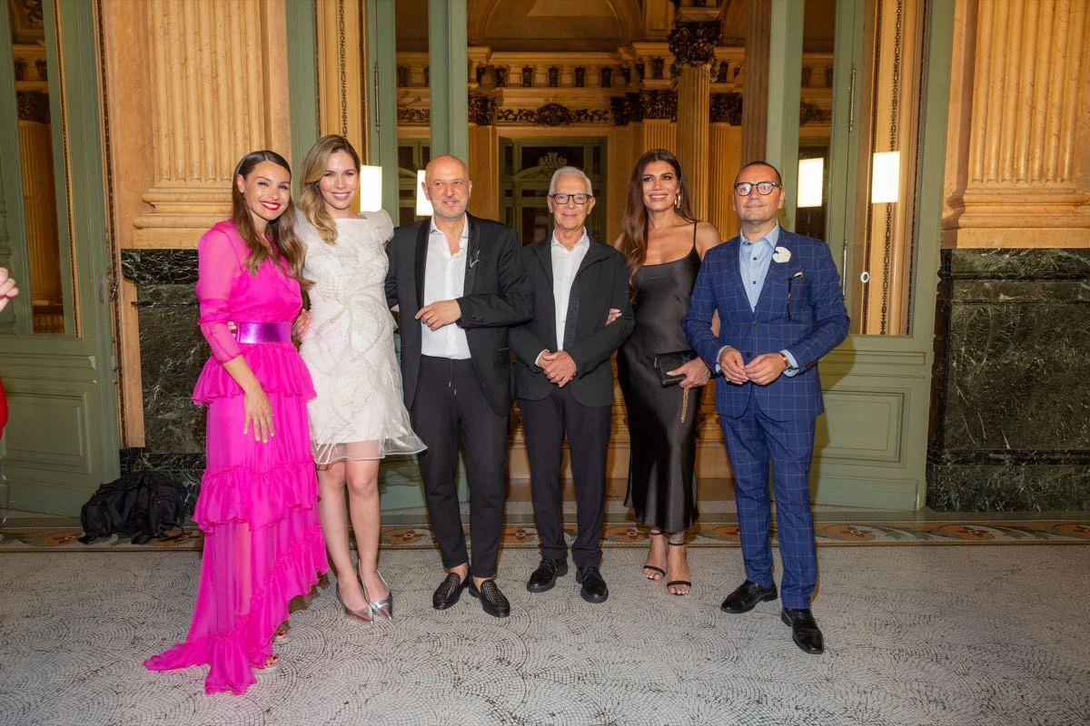 Pampita, Elina Costantini, Fabian Zitta, Eduardo Costantini, Flor de la V y Fabian Medina Flores