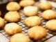 La receta de las galletitas de queso, limón y coco