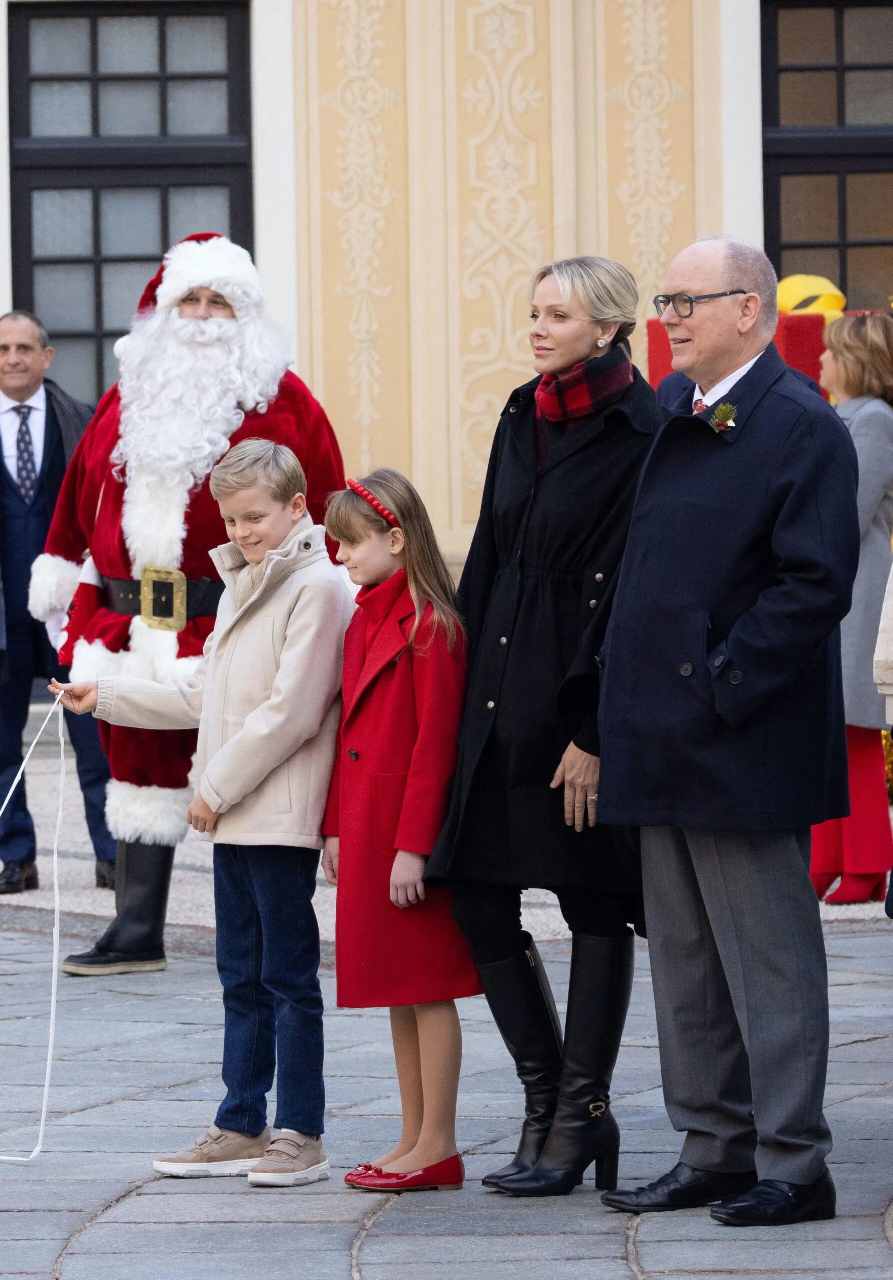 Los looks de Navidad de Jacques y Gabriella de Mónaco