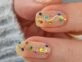 Uñas de luz navideña, el nail art temático más extravagante