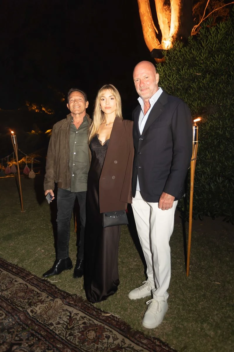 Cristina Invernizzi y Jordan Belfort junto a Giuseppe Cipriani