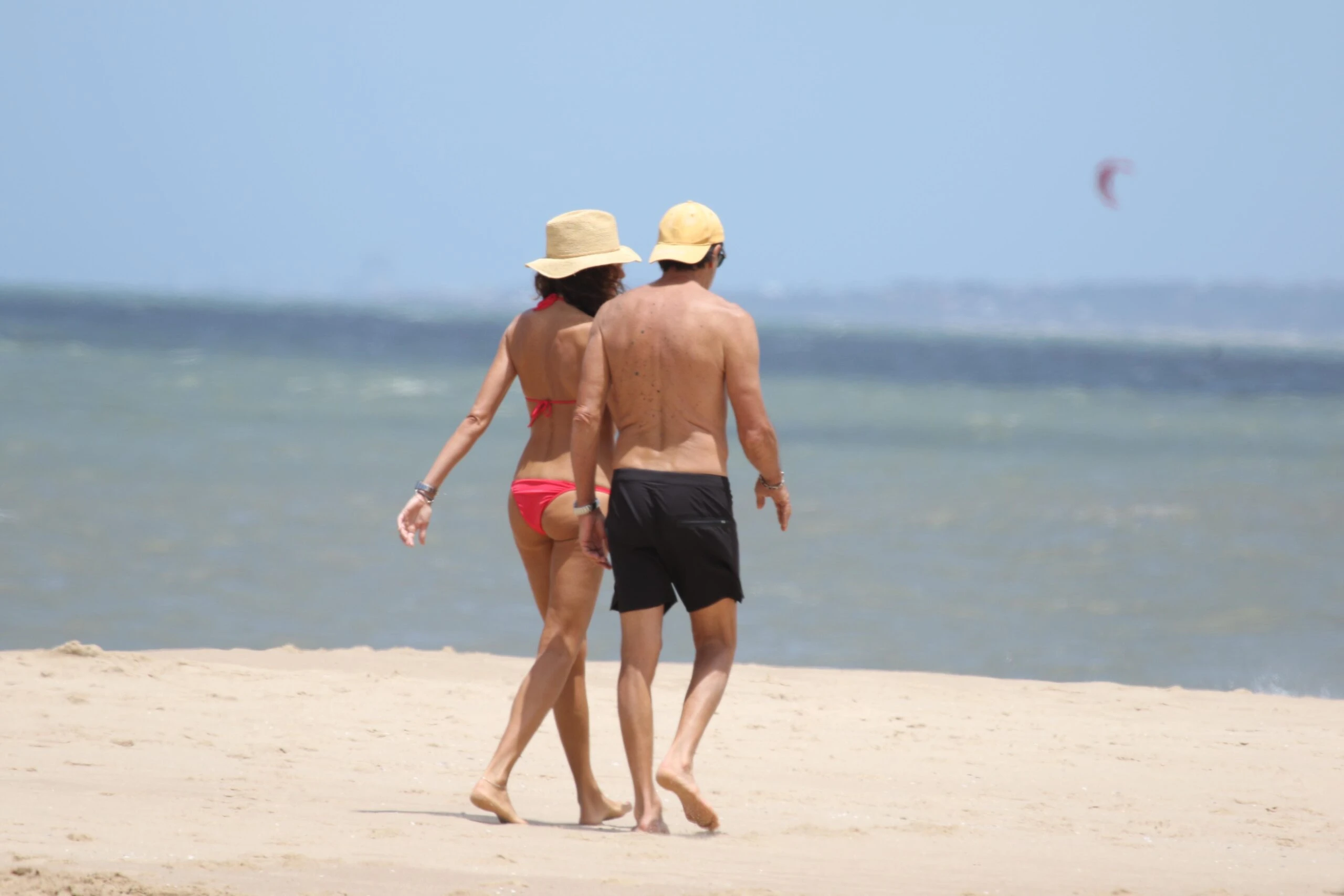 LAs fotos de Florencia Raggi y Nicolás Repetto en las playas de Punta del Este